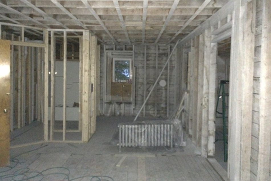 Kitchen before renovation